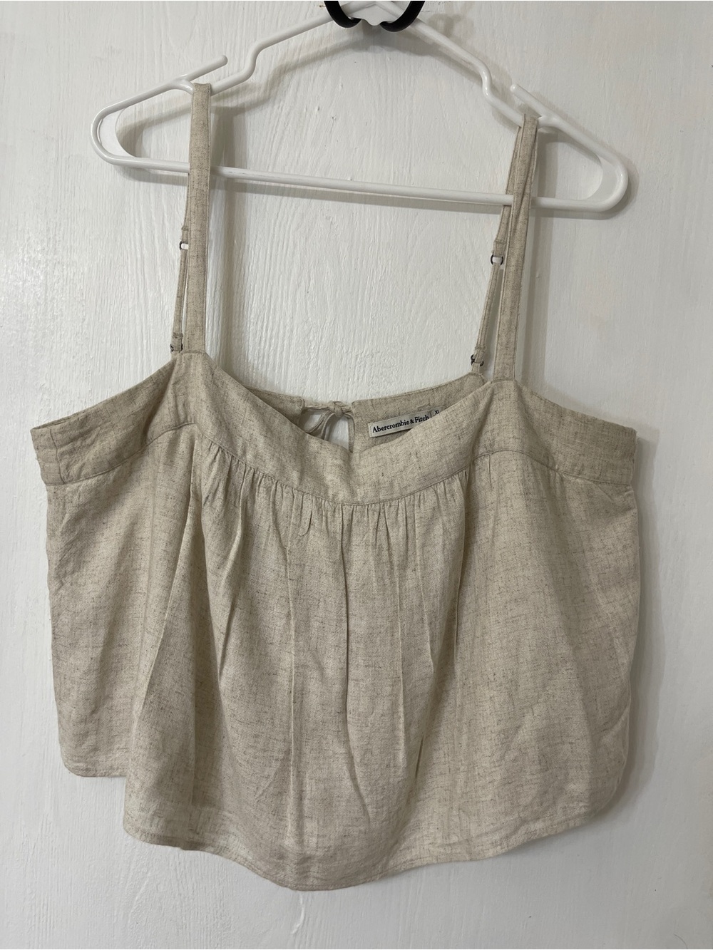Abercrombie & Fitch Neutral Cream Linen-Blend Sleeveless Crop Cami